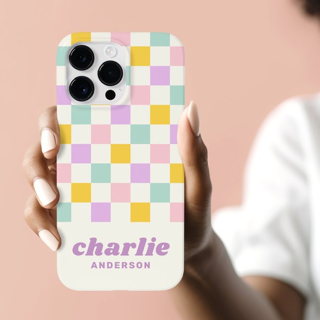 Quadro azul roxo, cor-de-rosa, cor-de-rosa (Pink yellow purple blue checkerboard Case-Mate iPhone case)