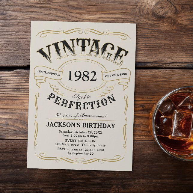 Qualquer Whiskey Vintage Era Um Convite De Anivers (Any Age Whiskey themed surprise 50th birthday Invitation gold beige)
