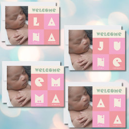 Quatro letras de nome bebê bebê anúncio de nascime