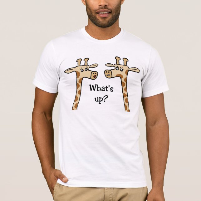 Que está acima? T-shirt do girafa (Frente)