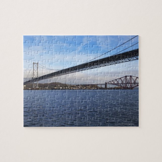 Quebra-cabeça A Forth Road Bridge é uma suspensão b (Horizontal)