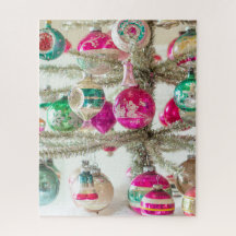 Árvore de Tinsel de Prata com ornamentos Brie