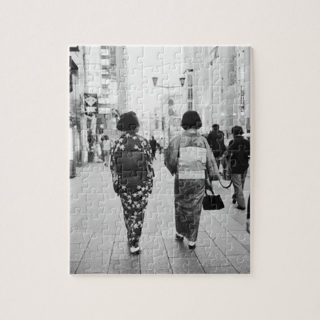 Quebra-cabeça Ásia, Japão, Tóquio. Geishas no Ginza. (Vertical)
