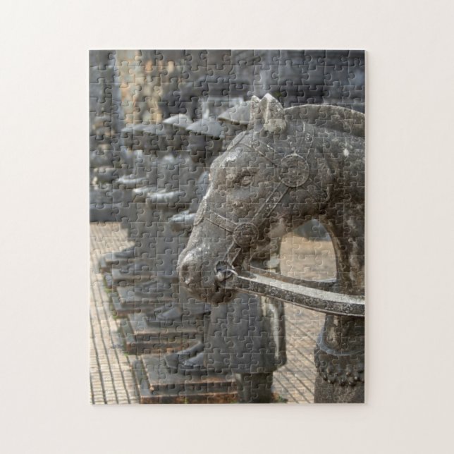 Quebra-cabeça Ásia, Vietnã. Figuras e estátuas de cavalos (Vertical)