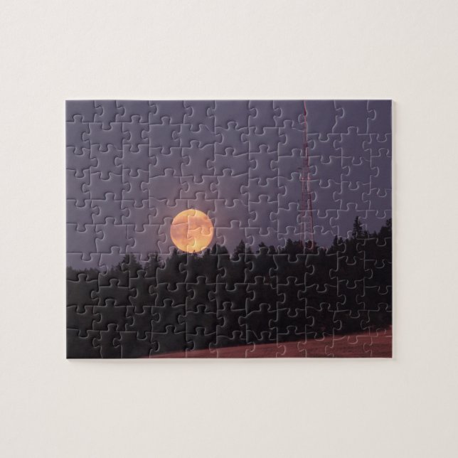 Quebra-cabeça August Supermoon sobre Paradise Ridge (Horizontal)