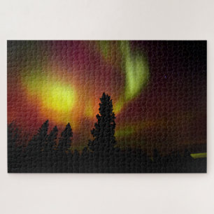 Quebra-cabeça Aurora Borealis e Árvores