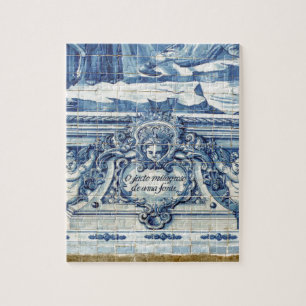 Quebra-cabeça Azulejos de paredes brancas e azuis portuguesas co