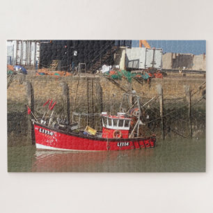 Quebra-cabeça Barco de Pesca Vermelho em Whitstable Harbor redim