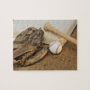 Quebra-cabeça Basebol, luva, e bastão na base