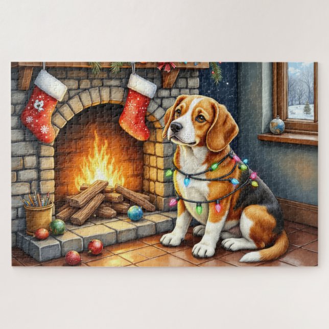 Quebra-cabeça Beagle Sitting by Fireplace with Christmas Lights (Horizontal)