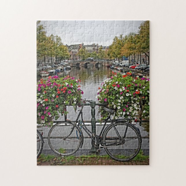 Quebra-cabeça Bicicletas e canais em Amsterdã - 11x14 - 252 pc (Vertical)