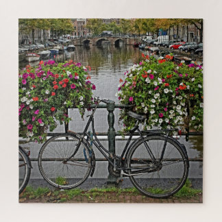 Quebra-cabeça Bicicletas e canais em Amsterdã - 20x20 676 pc