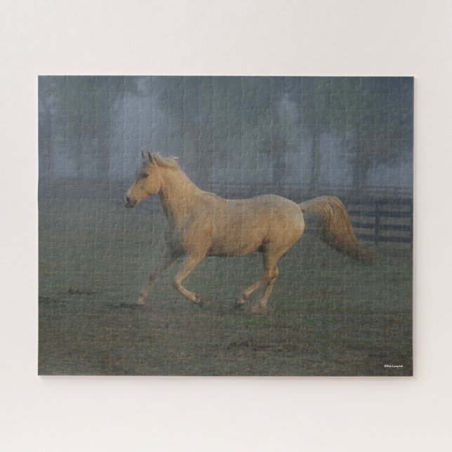 Quebra-cabeça Bob Langrish | Palomino Tennessee Walker em Mist (Horizontal)