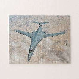 Quebra-cabeça Bombardeiro B-1B em vôo com asas totalmente avança