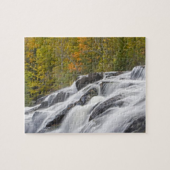 Quebra-cabeça Bond Falls no Middle Fork do Ontonagon (Horizontal)