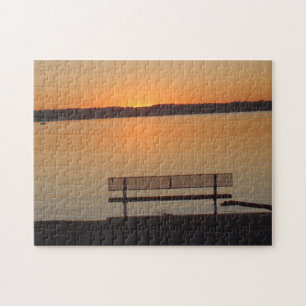 Quebra-cabeça Bonito Bench em Sunset, no rio Mississippi