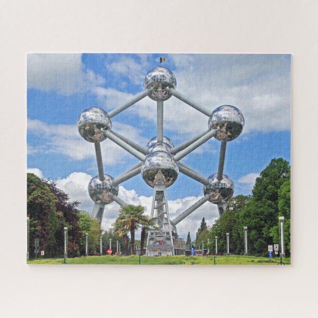 Quebra-cabeça Bruxelas. Atomium. (Horizontal)