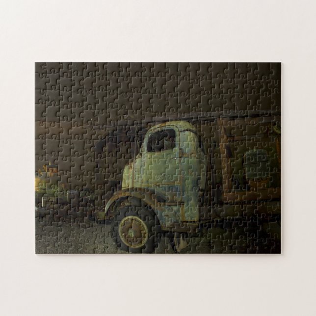 Quebra-cabeça Caminhão antigo no celeiro abandonado (Horizontal)