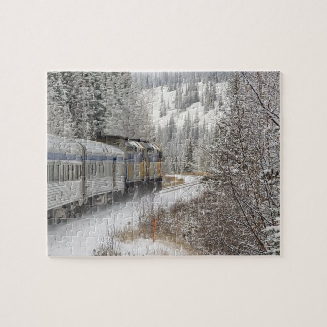 Quebra-cabeça Canadá, Alberta. Trem de neve da VIA Rail entre (Horizontal)