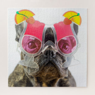 Quebra-cabeça Cão das imagens   de Getty com vidros de cocktail