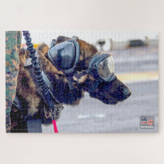 Quebra-cabeça CÃO DE TRABALHO MILITAR DOS EUA (20x30 polegadas)