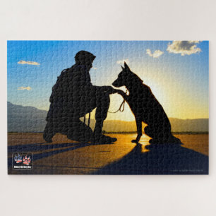Quebra-cabeça CÃO DE TRABALHO MILITAR DOS EUA (20x30 polegadas)
