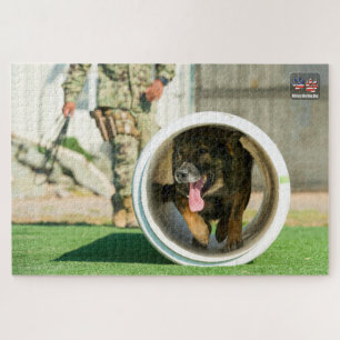 Quebra-cabeça CÃO DE TRABALHO MILITAR DOS EUA (20x30 polegadas)