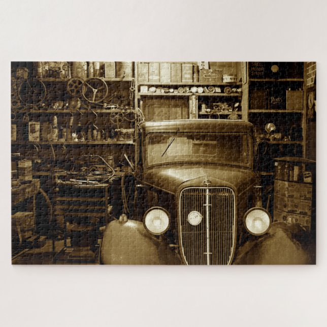 Quebra-cabeça Carro Antigo Sépia na Oficina (Horizontal)