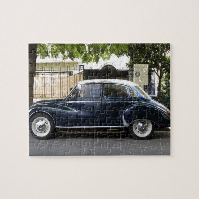 Quebra-cabeça Carro Audi antigo, mas muito bem conservado. (Horizontal)