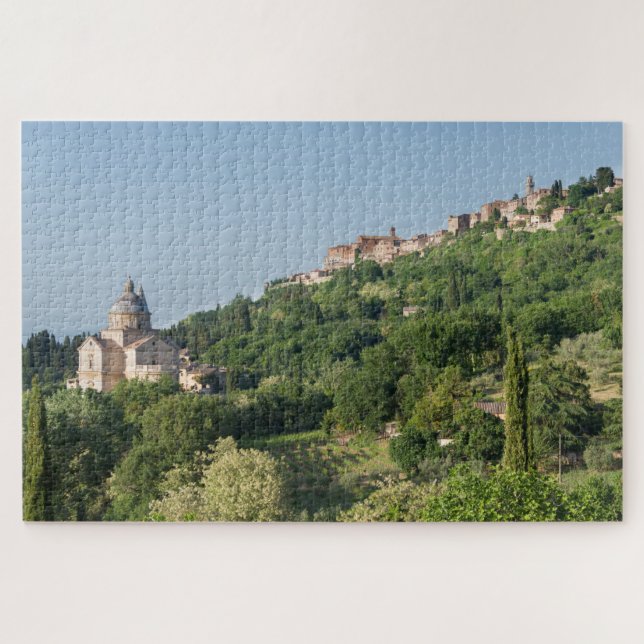 Quebra-cabeça Catedral e cidade de Montepulciano em Toscânia (Horizontal)