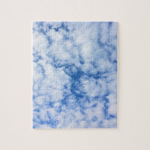 Quebra-cabeça céu azul e nuvens