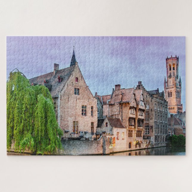 Quebra-cabeça Cidade antiga de Bruges e torre de Belfry (Horizontal)