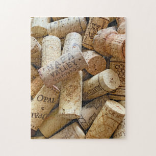 Quebra-cabeça Close Up of Red and White Wine Corks