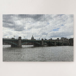 Quebra-cabeça Cloudy Day Southwark Bridge Thames River Londres R