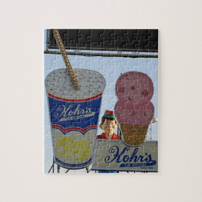 Quebra-cabeça Costa do jérsei das alturas do beira-mar do cais (Vertical)