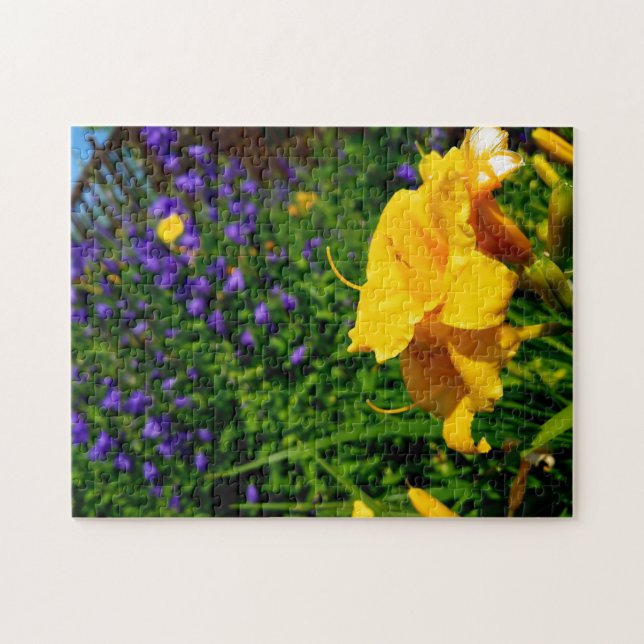 Quebra-cabeça de jardim de flores amarelas creativ (Horizontal)