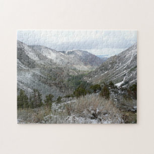 Quebra-cabeça Dirigindo pelas montanhas Snowy Sierra Nevada
