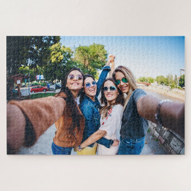 Quebra-cabeça Divertido com amigos 20" x 30" (Horizontal)