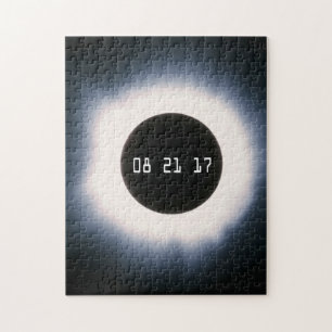 Quebra-cabeça Eclipse solar total em preto e branco