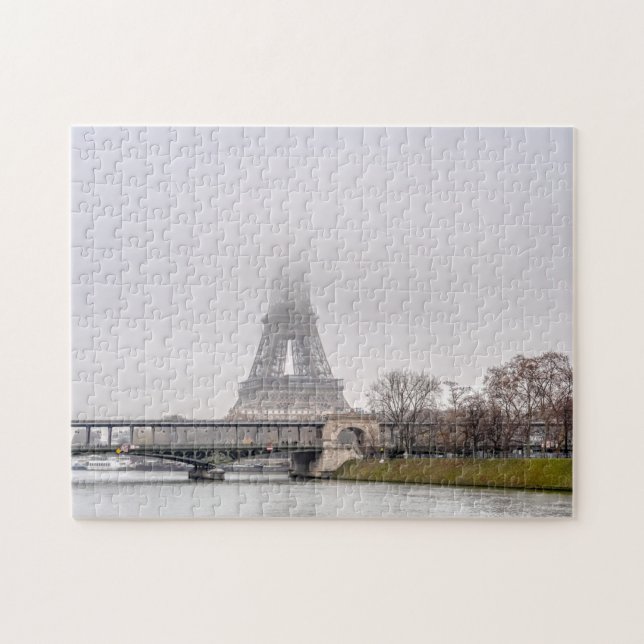 Quebra-cabeça Eiffel Tower e ponte Bir-hakeim num dia nevado (Horizontal)
