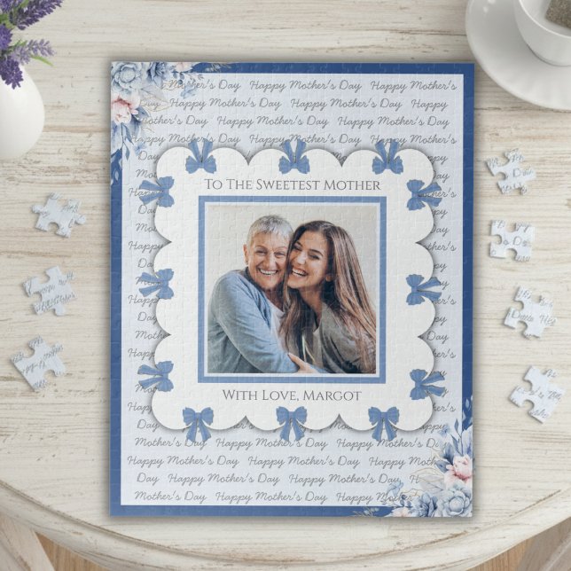 Quebra-cabeça Elegante Foto do Dia das Mães Coquette Azul (Piece together love with this personalized sweet floral Mother's Day photo puzzle)