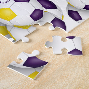 Quebra-cabeça equipe de ouro roxo colorido futebol feminino