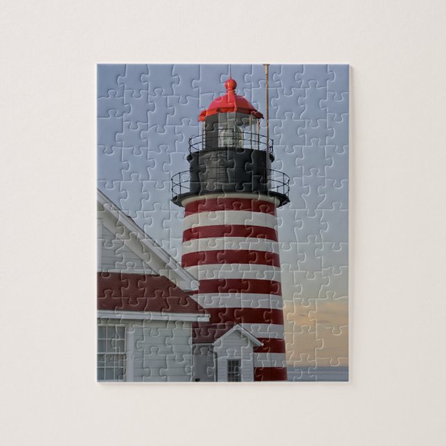 Quebra-cabeça EUA, Maine, Lubec. Farol de West Quoddy Head, (Vertical)