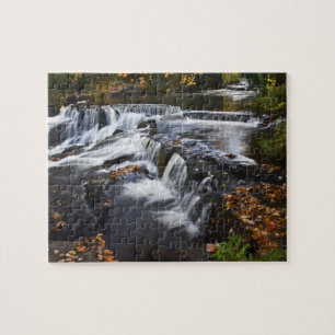 Quebra-cabeça EUA, Michigan, Península Superior. Bond Falls e