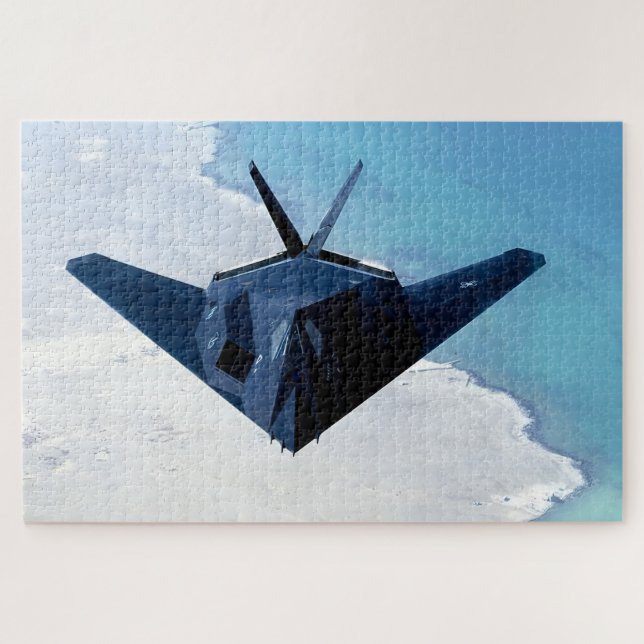 Quebra-cabeça F-117 Nighthawk – Furtividade no Céu (Horizontal)