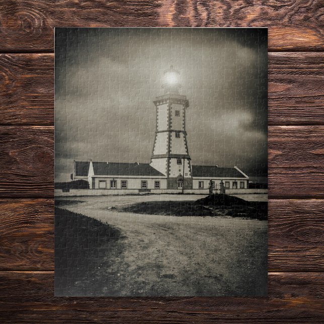 Quebra-cabeça Farol antigo numa noite de tempestade (Old lighthouse on a storm night. jigsaw puzzle)