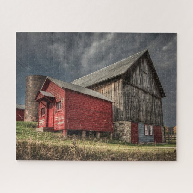 Quebra-cabeça Fazendas | Red Wooden Barn em Michigan (Horizontal)