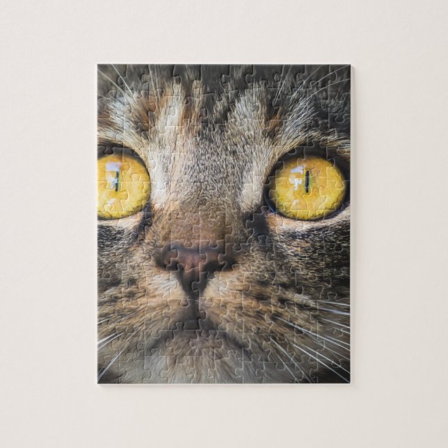 Quebra-cabeça Fechamento de Gato com Olhos Amarelos (Vertical)