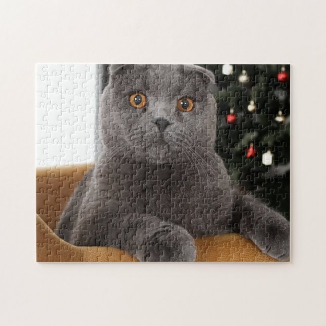 Quebra-cabeça Feliz gato britânico e árvore de natal (Horizontal)