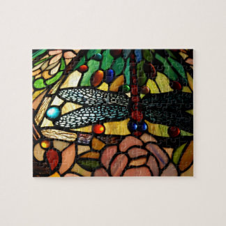 Quebra-cabeça Fim de Tiffany acima da máscara de lâmpada do